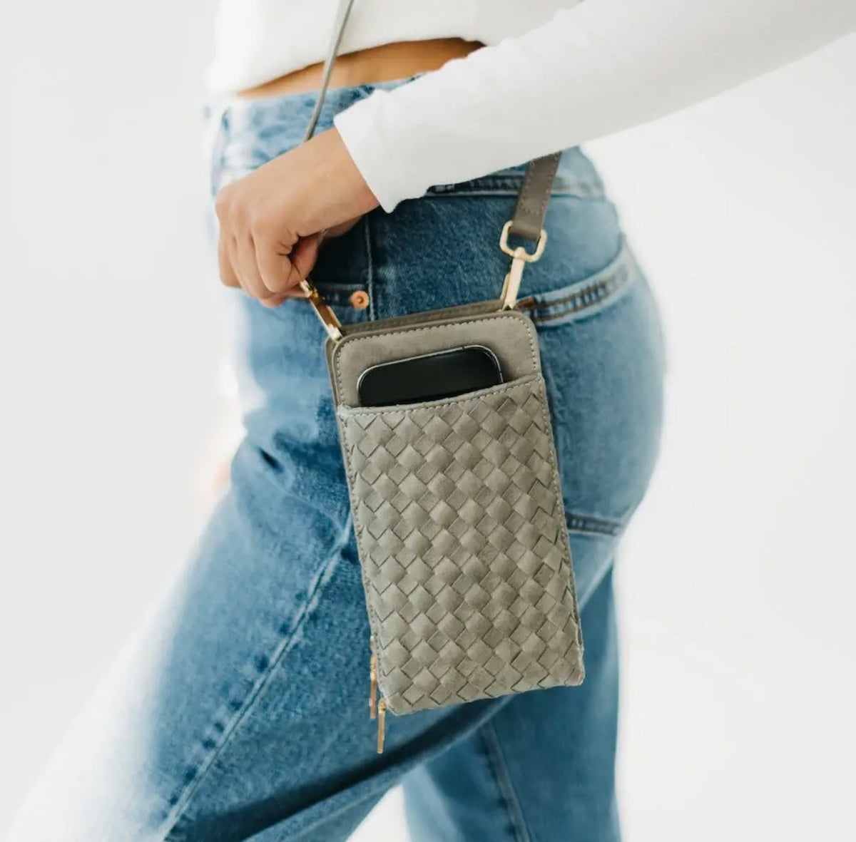 The Magnolia Phone and Wallet Woven Bag