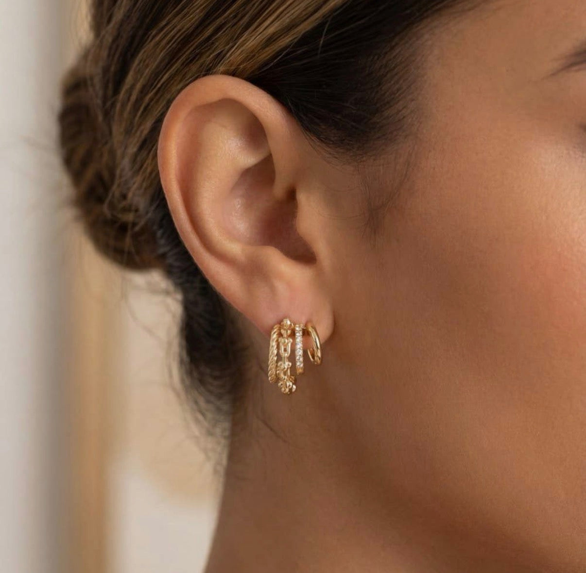 The Sariah Mini Four Line Hoop Earrings