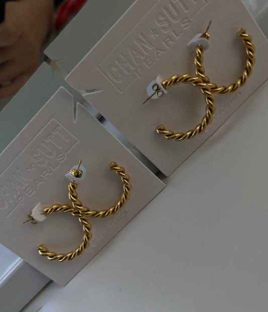 The Chandler Hoop Earrings